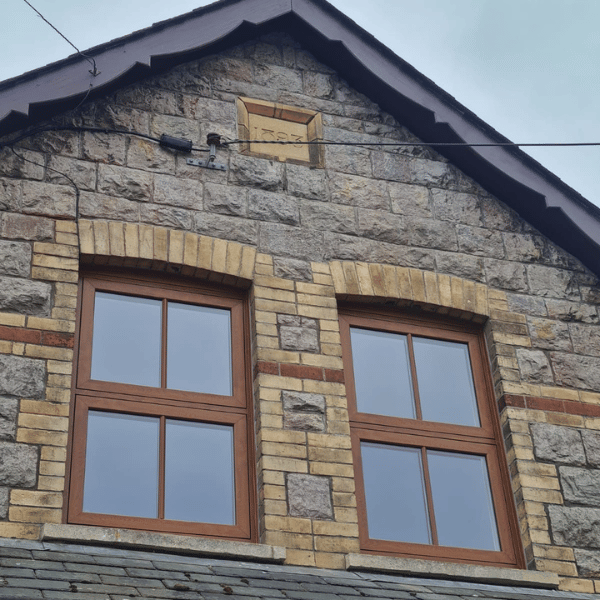 Oak-effect-top-humg-windows